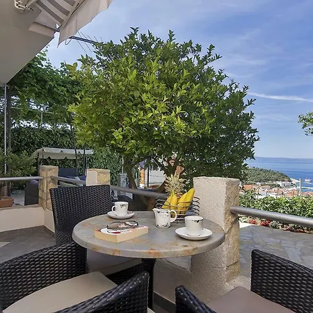 Affittacamere And With A Swimming Pool - 6643 Makarska